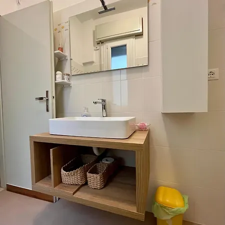 Bed and Breakfast La Teranga Ίμολα